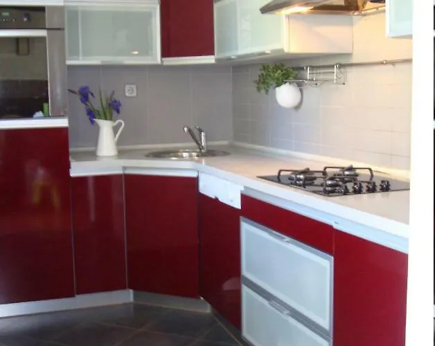 Apartment Mirta Pula